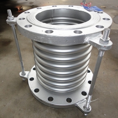 波纹补偿器