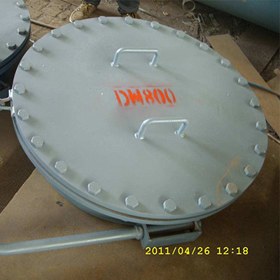 盖带颈人孔法兰